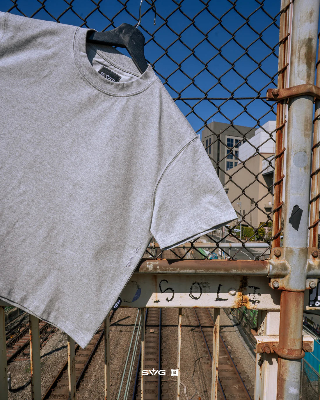 Céleste Light Grey Crop Tee