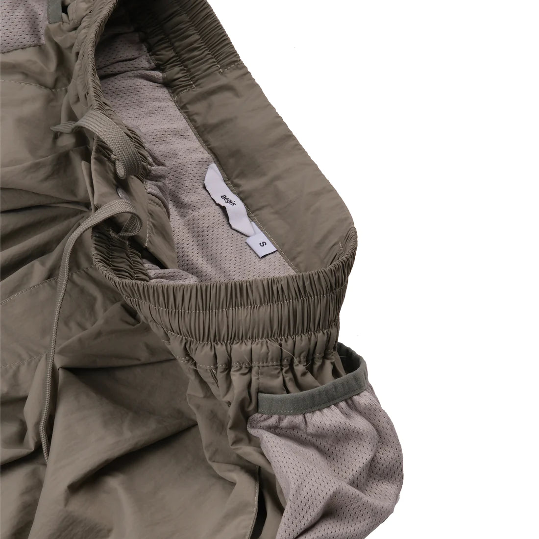 Aegis | Wide Nylon Shorts Sage Green