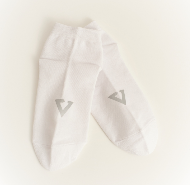 Eglaf | Reflective Ankle Socks White