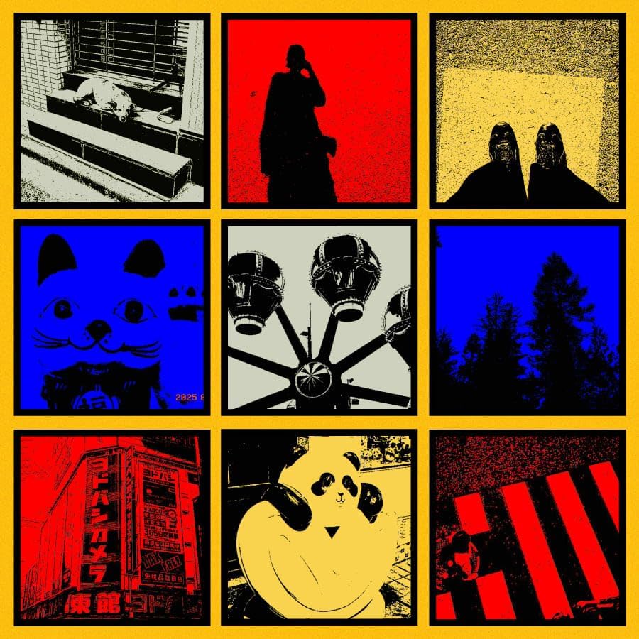 Kodak CHARMERA Keychain Mini Digital Camera Collectable Blind Box Single Box (1PC) + 32GB Kodak SD + OTG Card Reader