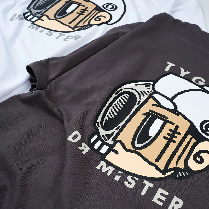 Dr Mister | Dead Famous Broad Tee Grey